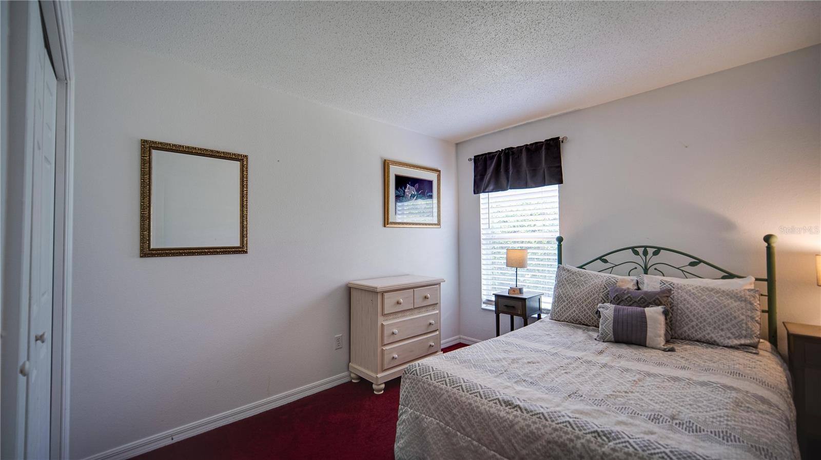 Image 11 of 27 For 408 Bloomingdale Drive