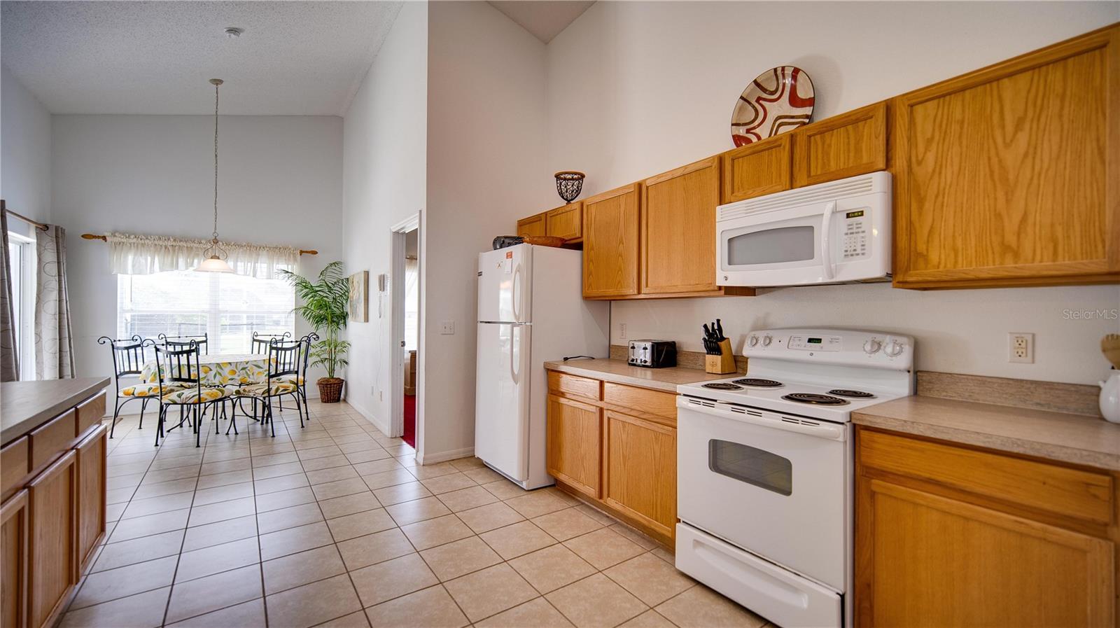 Image 16 of 27 For 408 Bloomingdale Drive