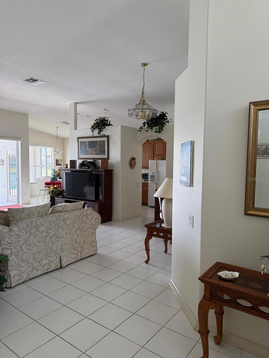 Image 4 of 28 For 3154 Stonehurst Circle