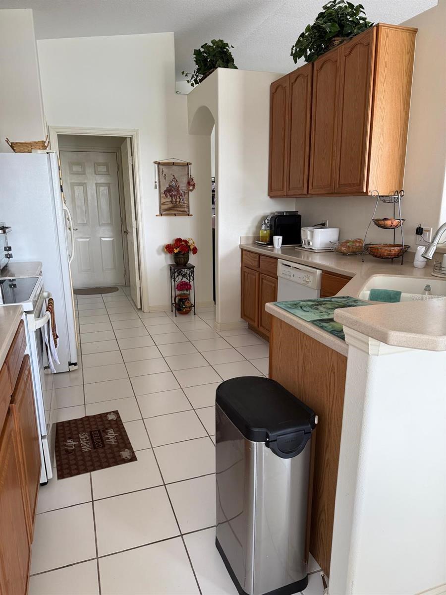 Image 8 of 28 For 3154 Stonehurst Circle