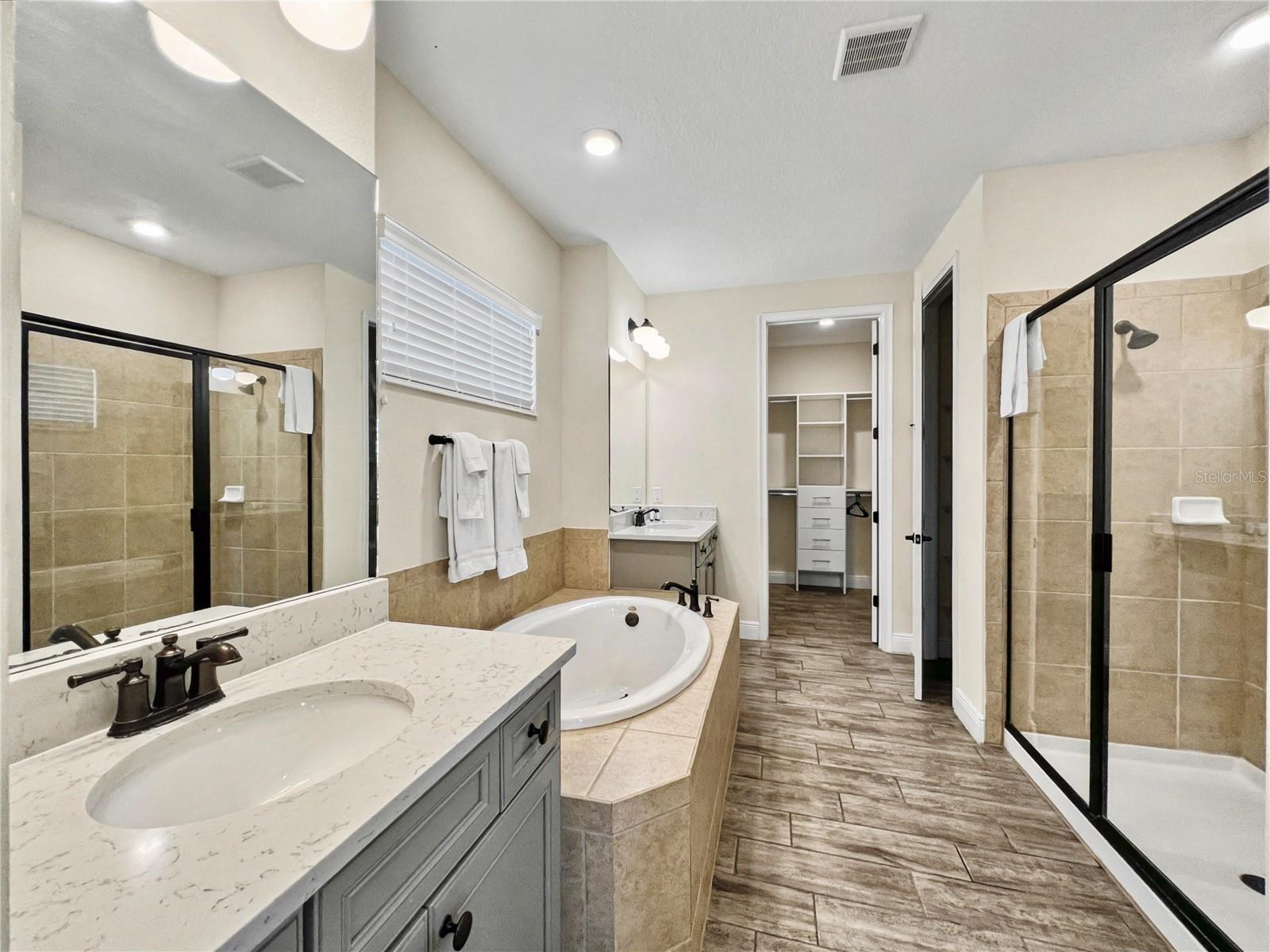 Image 27 of 53 For 3052 Parrot Head Place