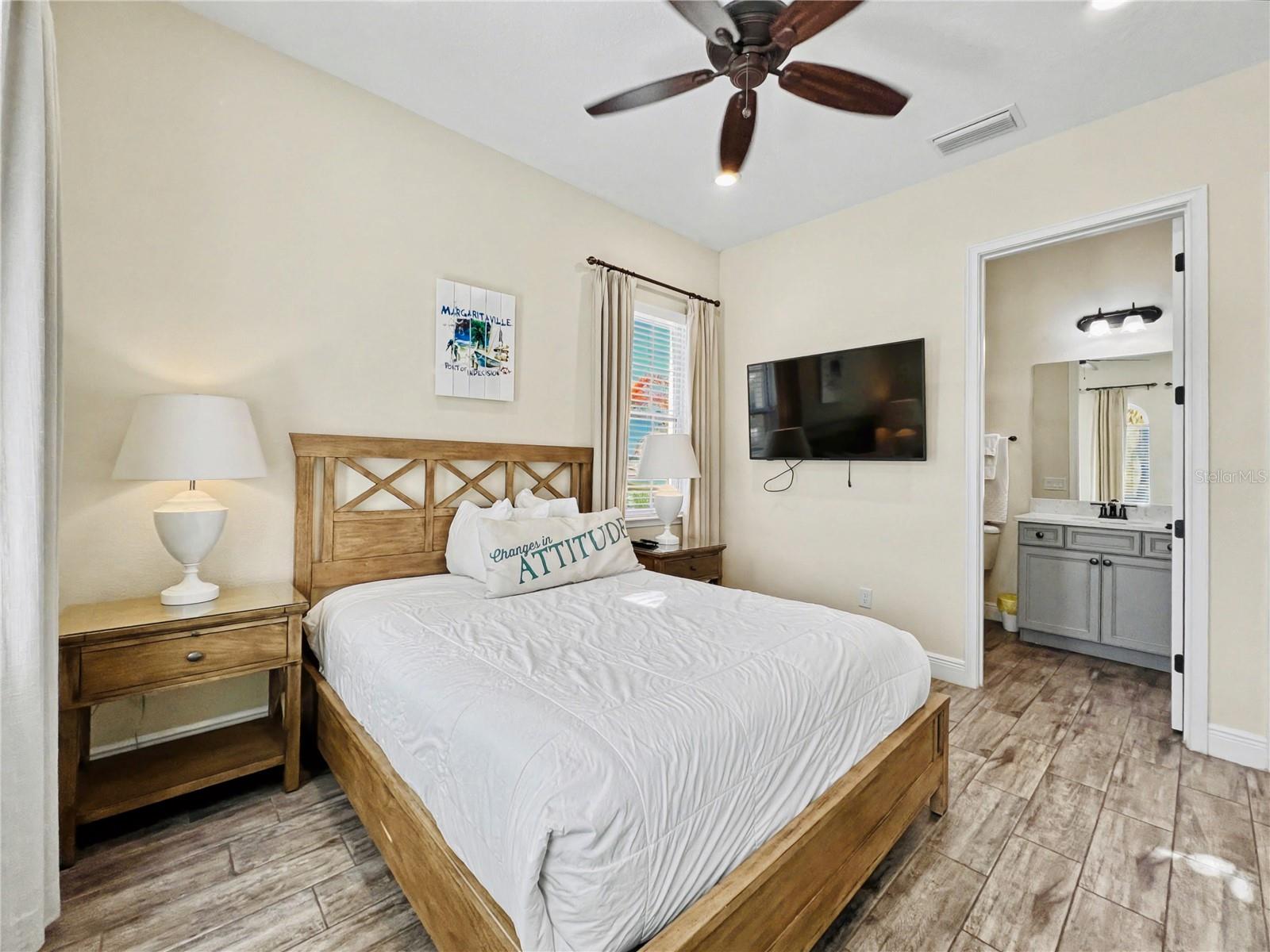 Image 29 of 53 For 3052 Parrot Head Place