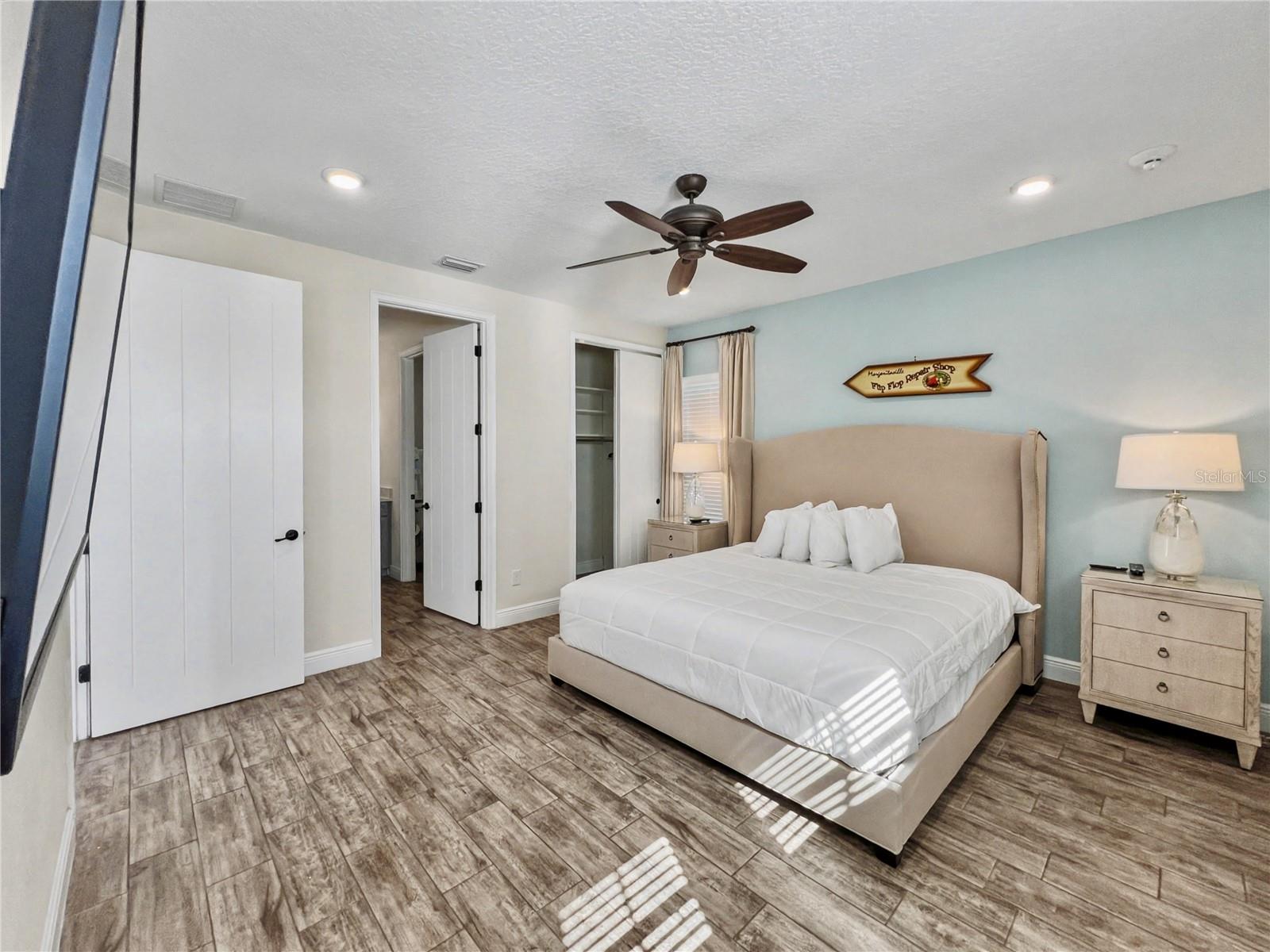 Image 39 of 53 For 3052 Parrot Head Place