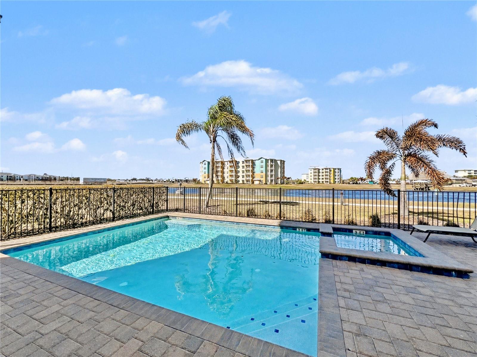 Image 4 of 53 For 3052 Parrot Head Place