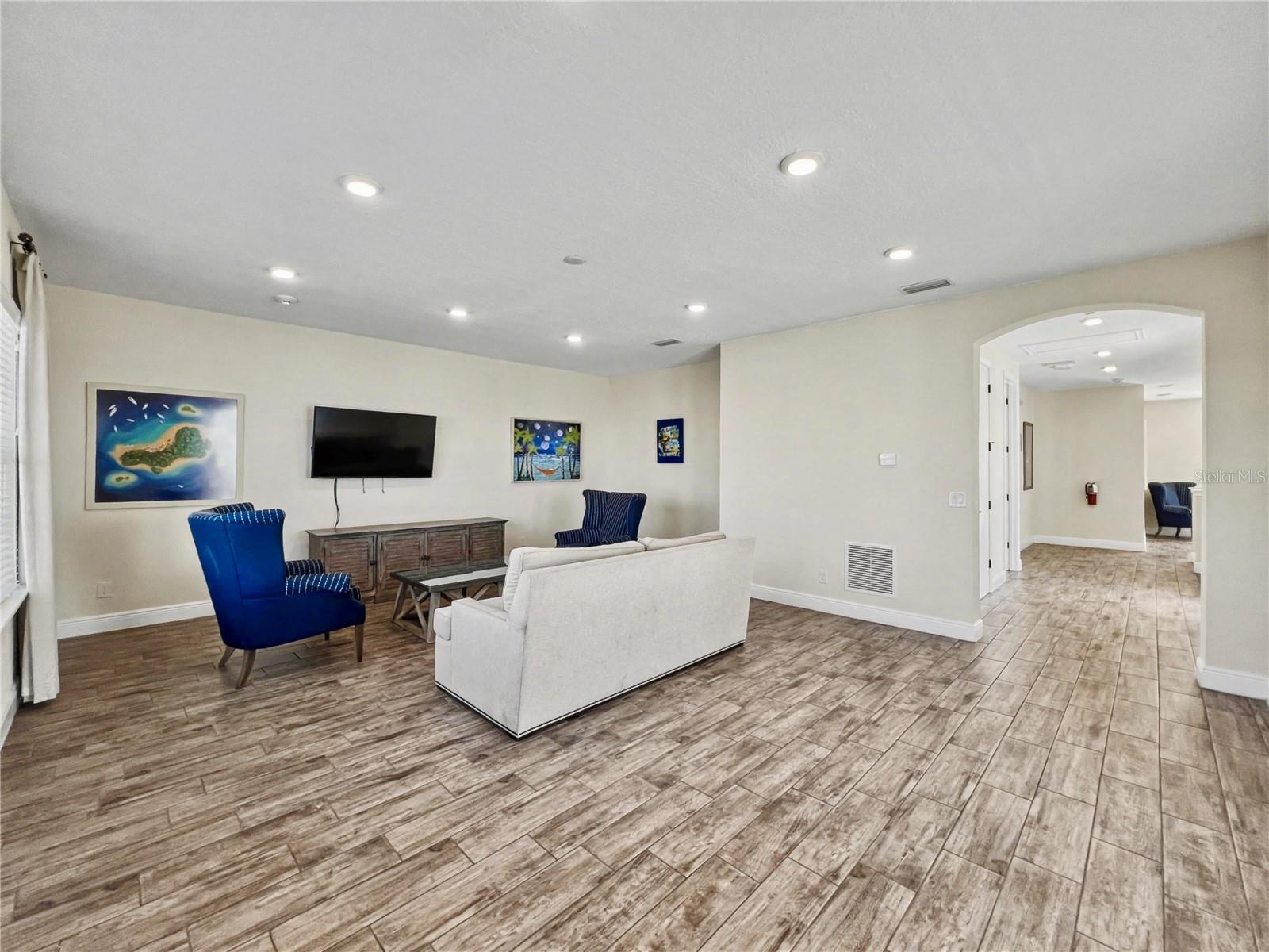 Image 42 of 53 For 3052 Parrot Head Place