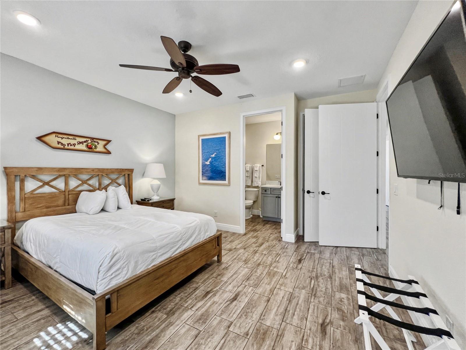 Image 45 of 53 For 3052 Parrot Head Place