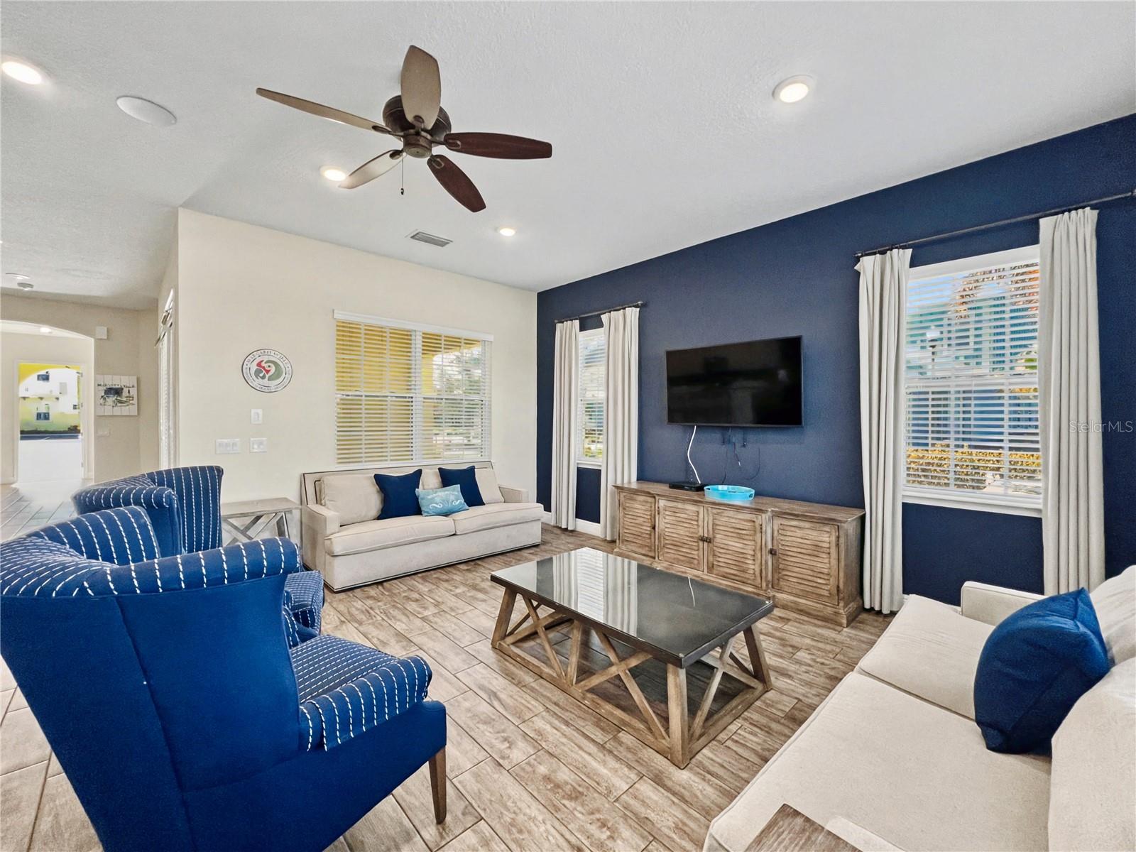 Image 8 of 53 For 3052 Parrot Head Place