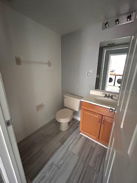 Image 12 of 23 For 843 Ognon Court