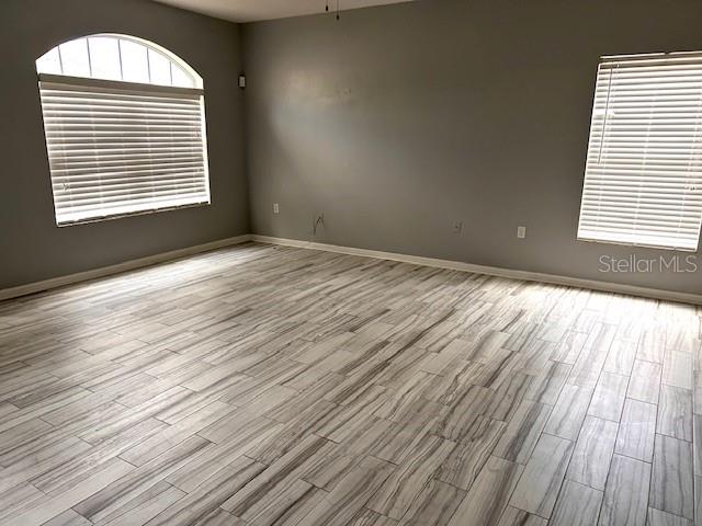 Image 15 of 23 For 843 Ognon Court