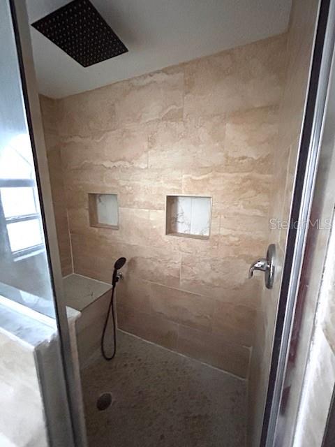 Image 17 of 23 For 843 Ognon Court