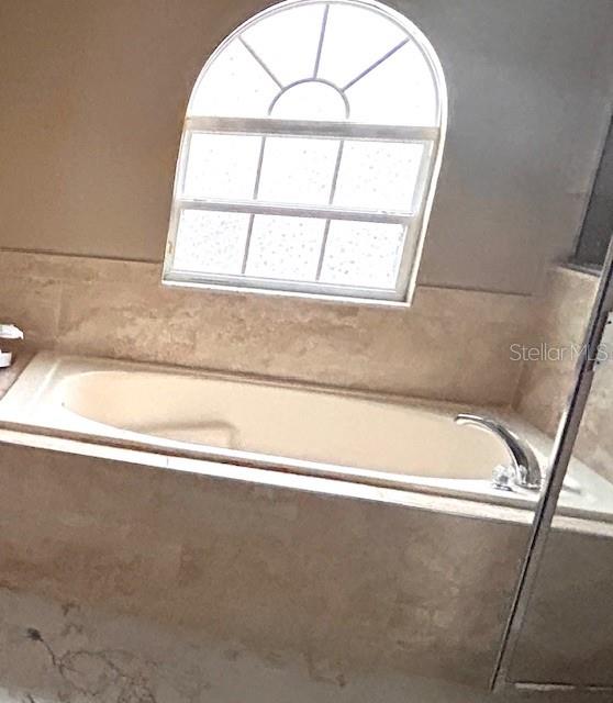 Image 18 of 23 For 843 Ognon Court