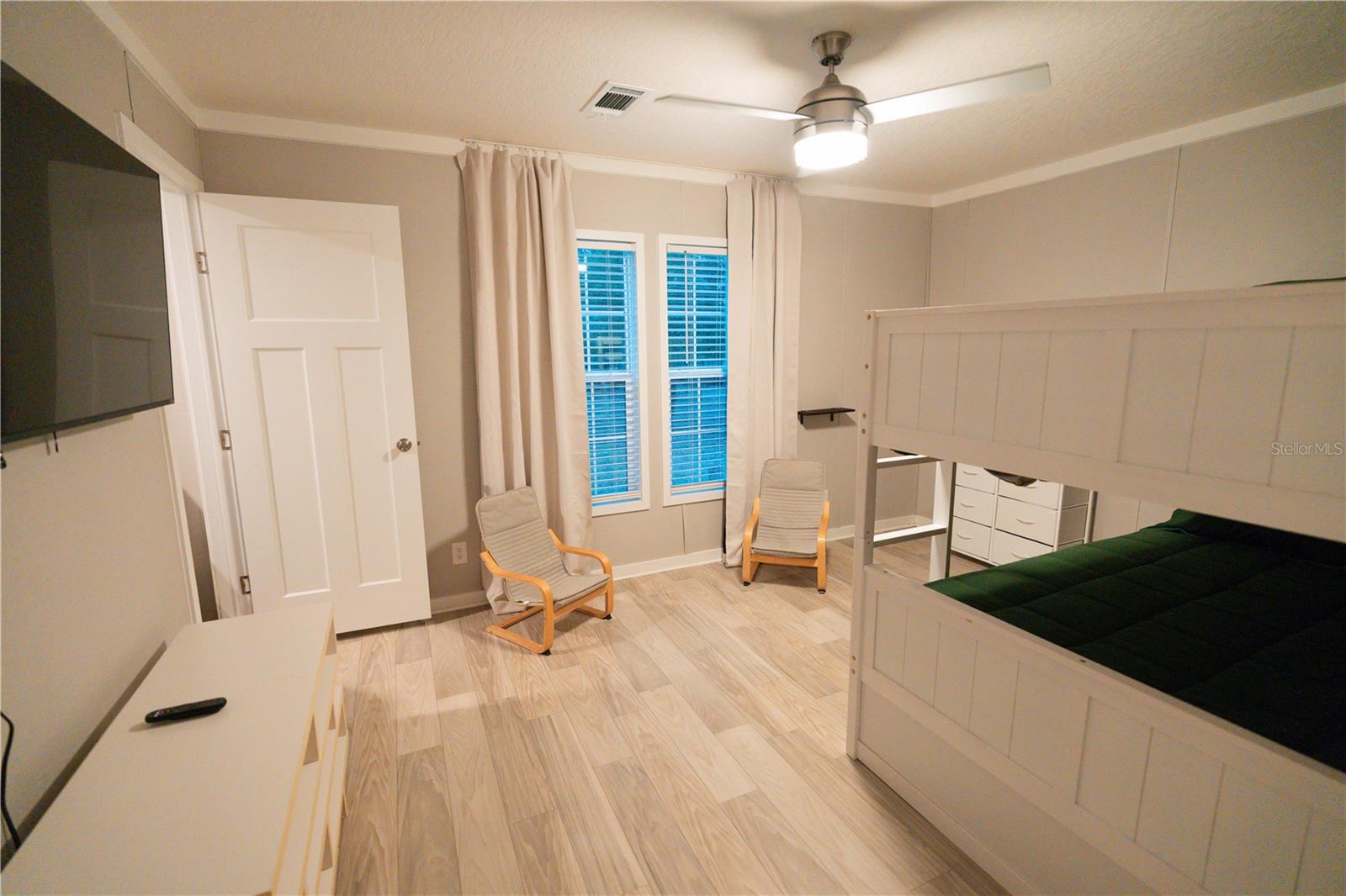 Image 20 of 58 For 7670 97th Court