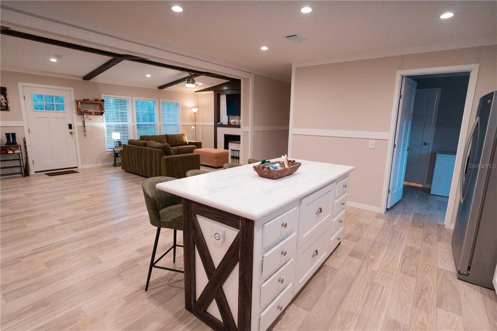 Image 8 of 58 For 7670 97th Court