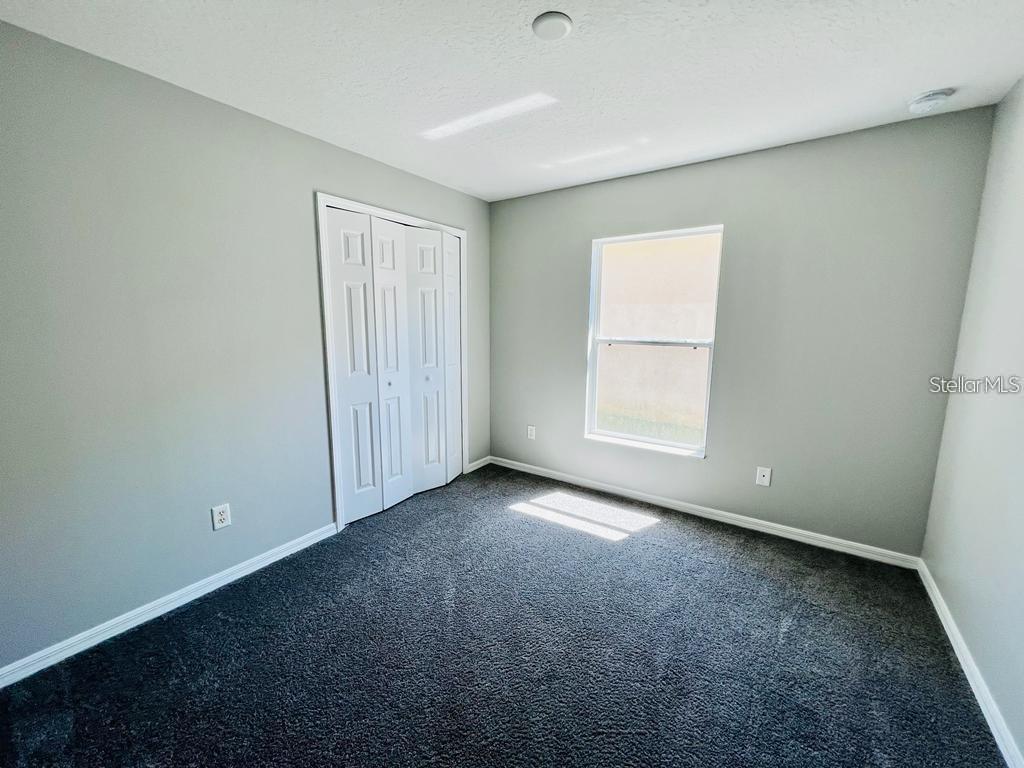 Image 7 of 12 For 931 Emerald Green Court