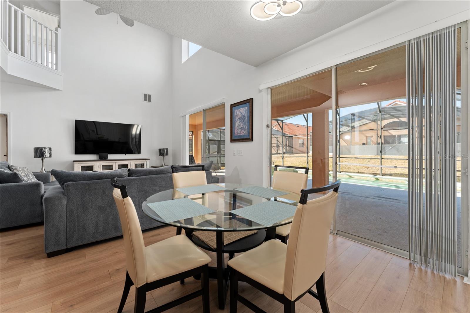 Image 15 of 54 For 1031 Solana Circle