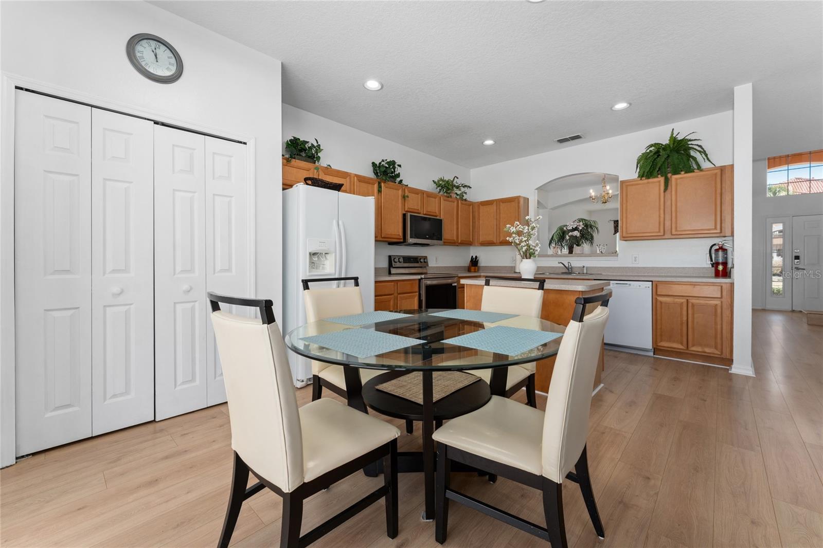 Image 16 of 54 For 1031 Solana Circle