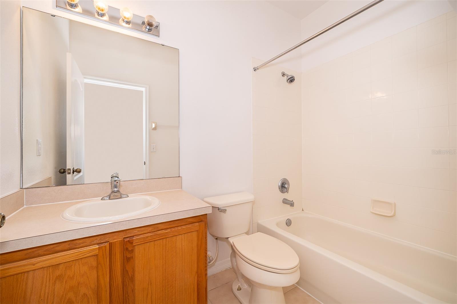 Image 19 of 31 For 10918 Savannah Wood Drive 10918