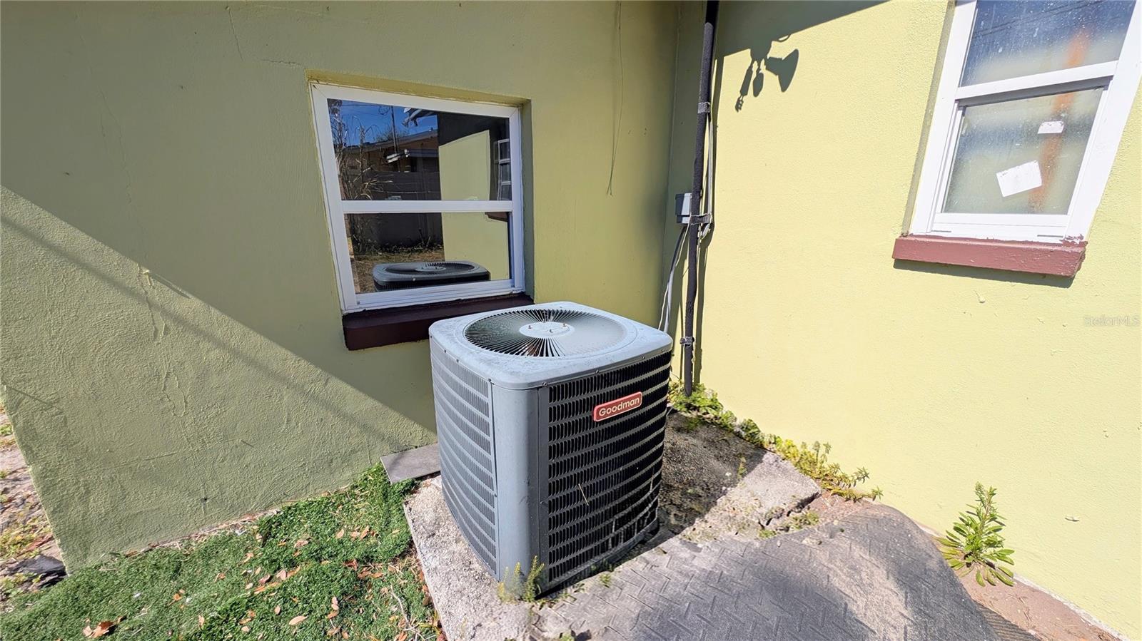 Listing photo id 20 for 4178 Tatum Street