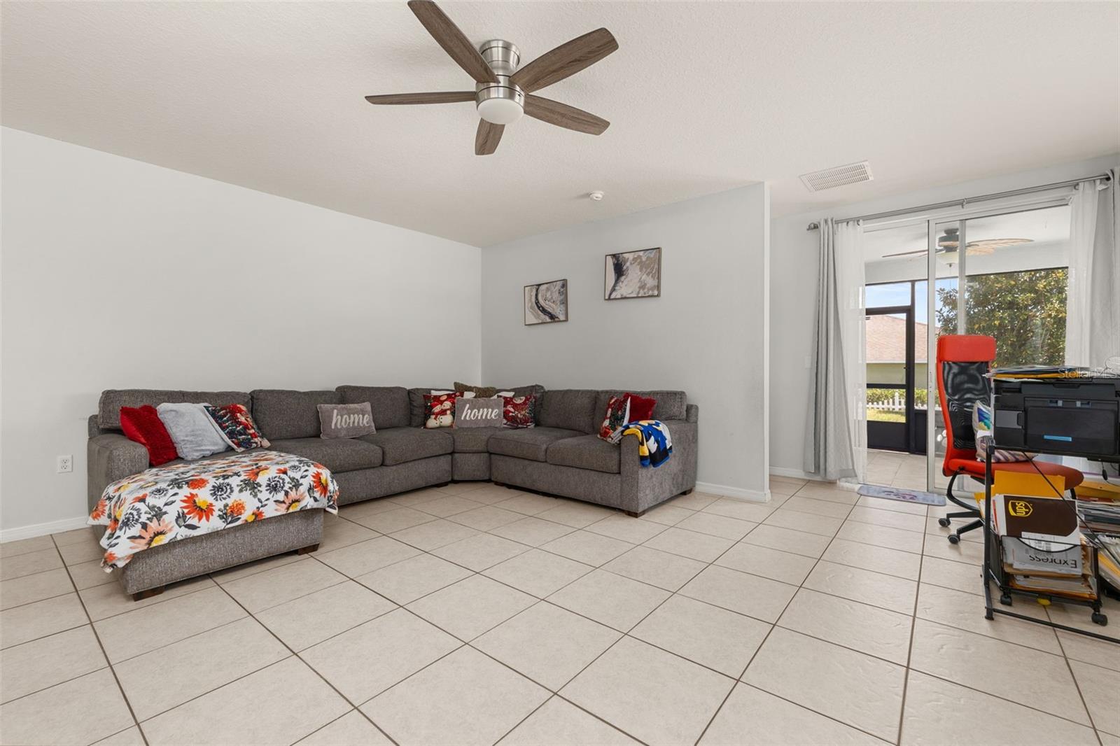 Image 17 of 47 For 6018 Fallglow Lane