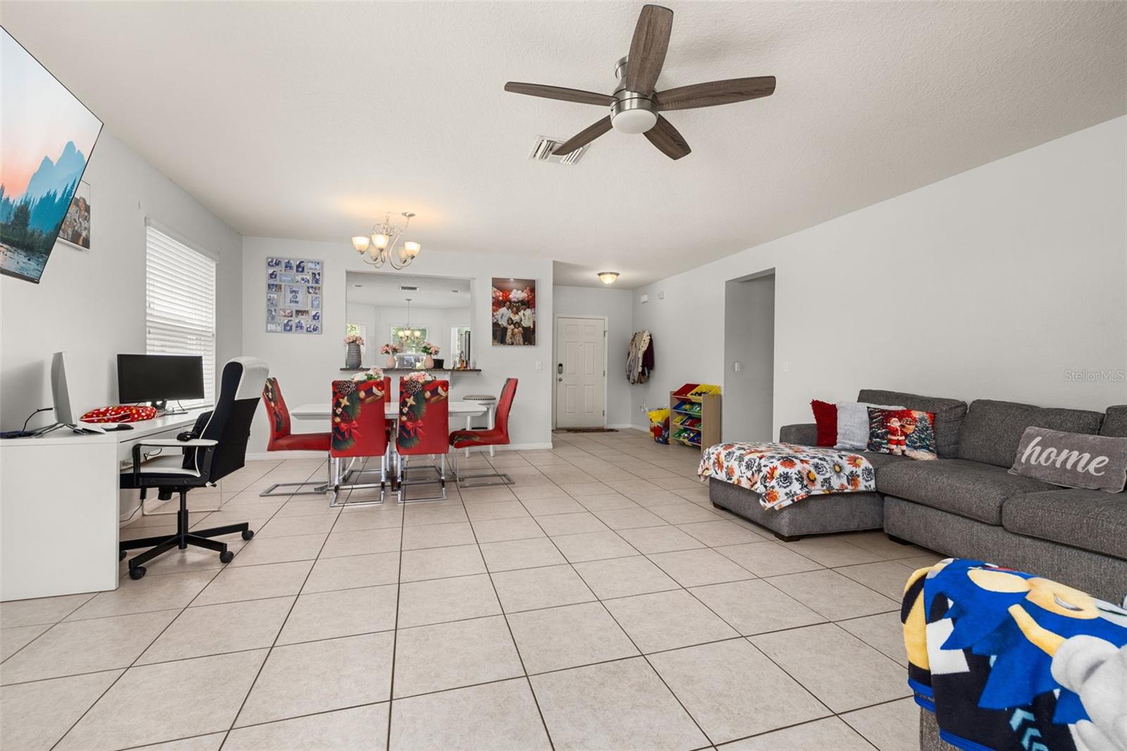 Image 18 of 47 For 6018 Fallglow Lane