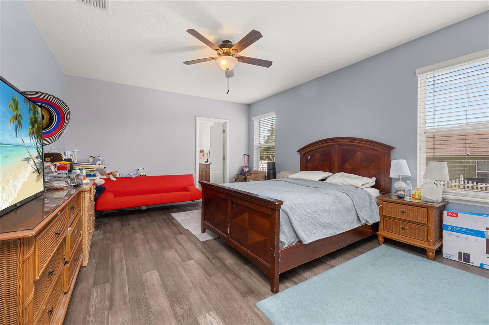 Image 19 of 47 For 6018 Fallglow Lane