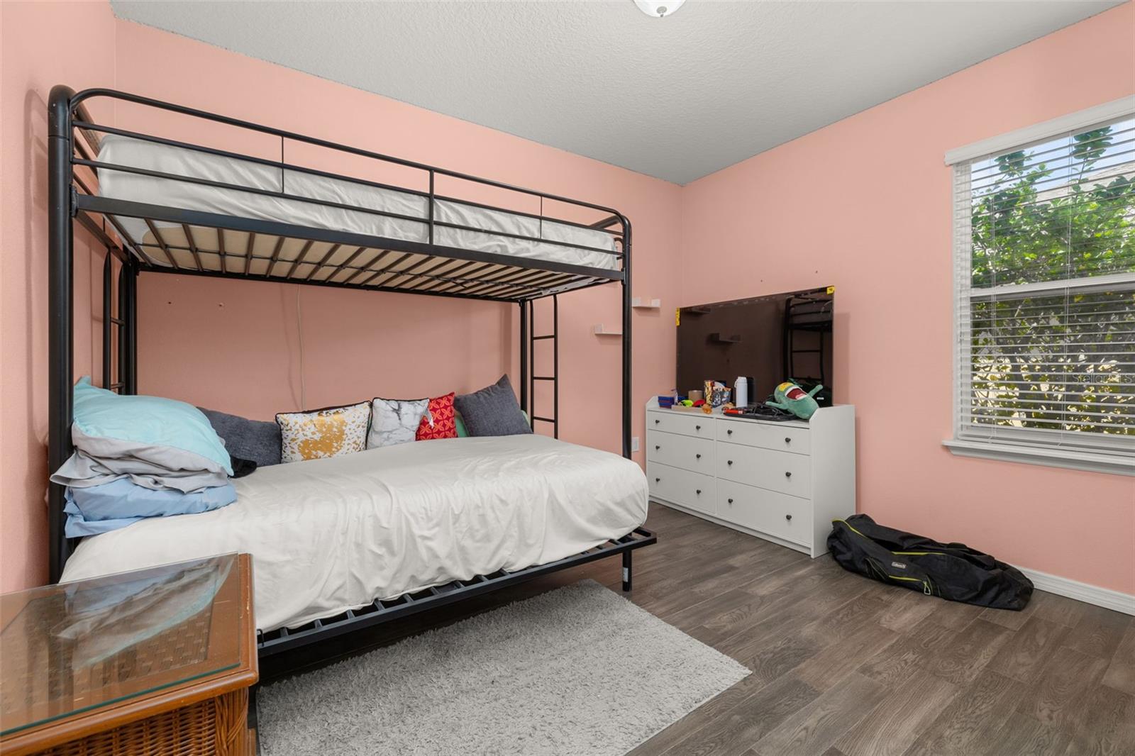 Image 24 of 47 For 6018 Fallglow Lane