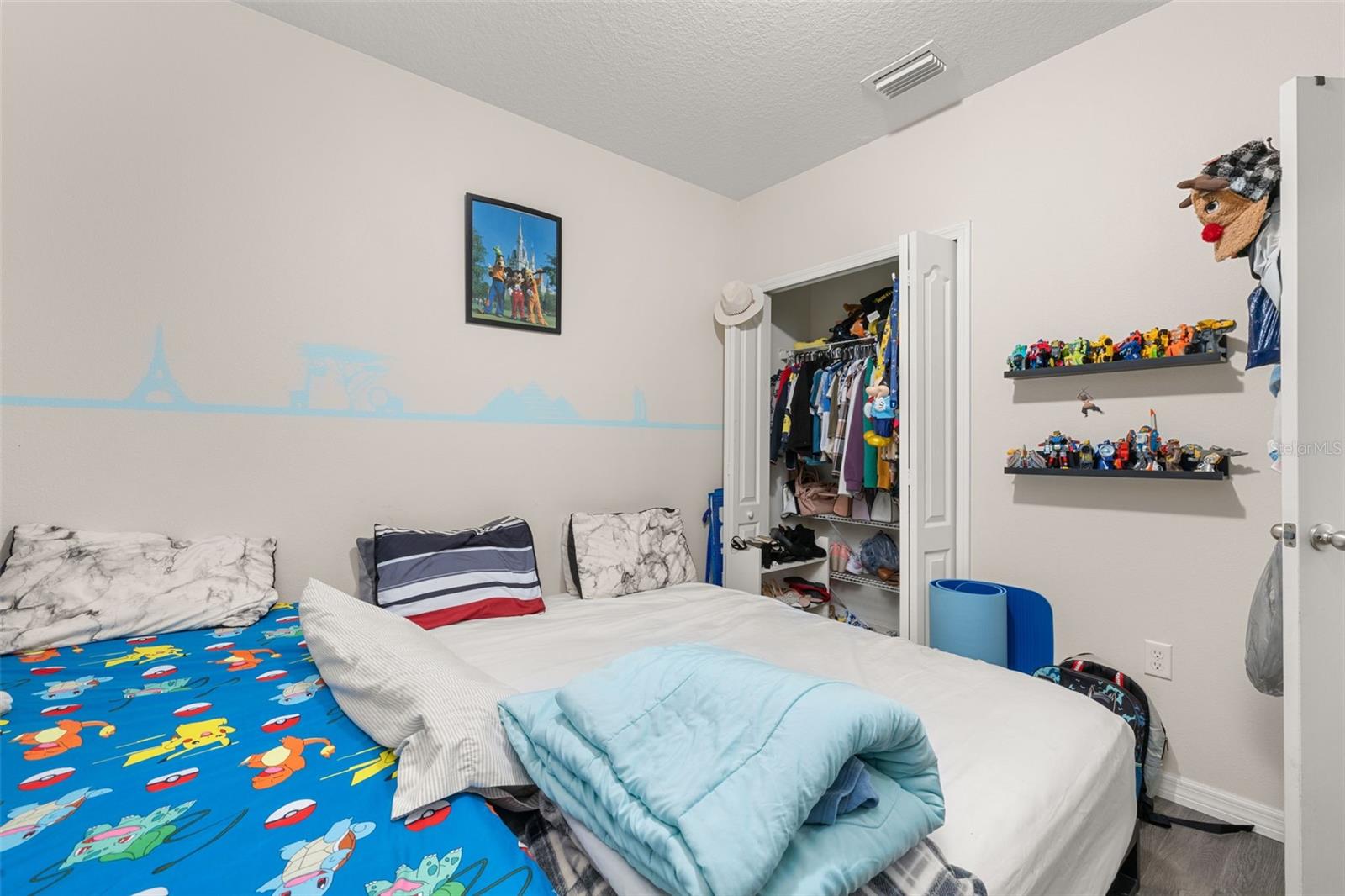 Image 28 of 47 For 6018 Fallglow Lane