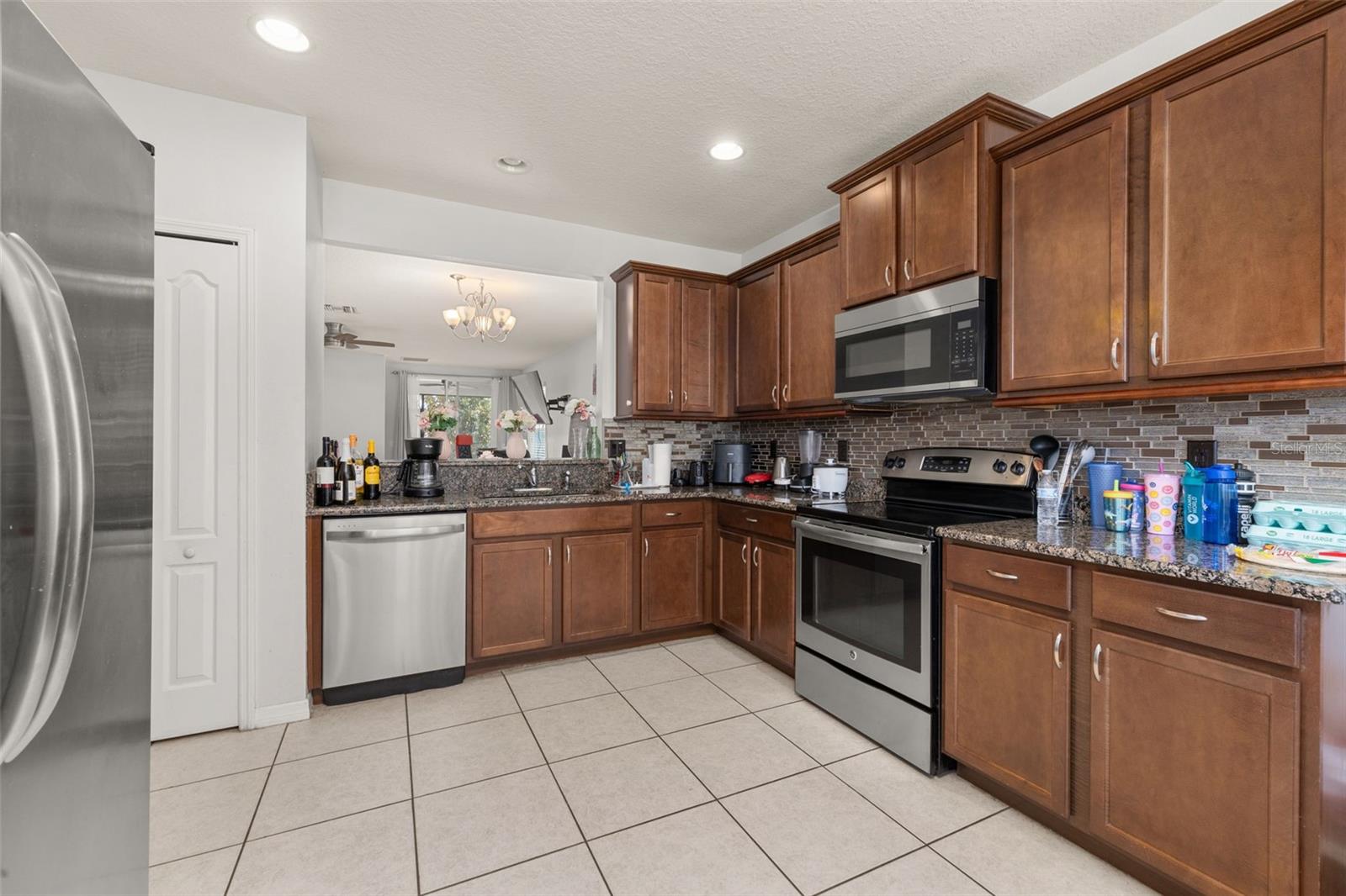 Image 9 of 47 For 6018 Fallglow Lane