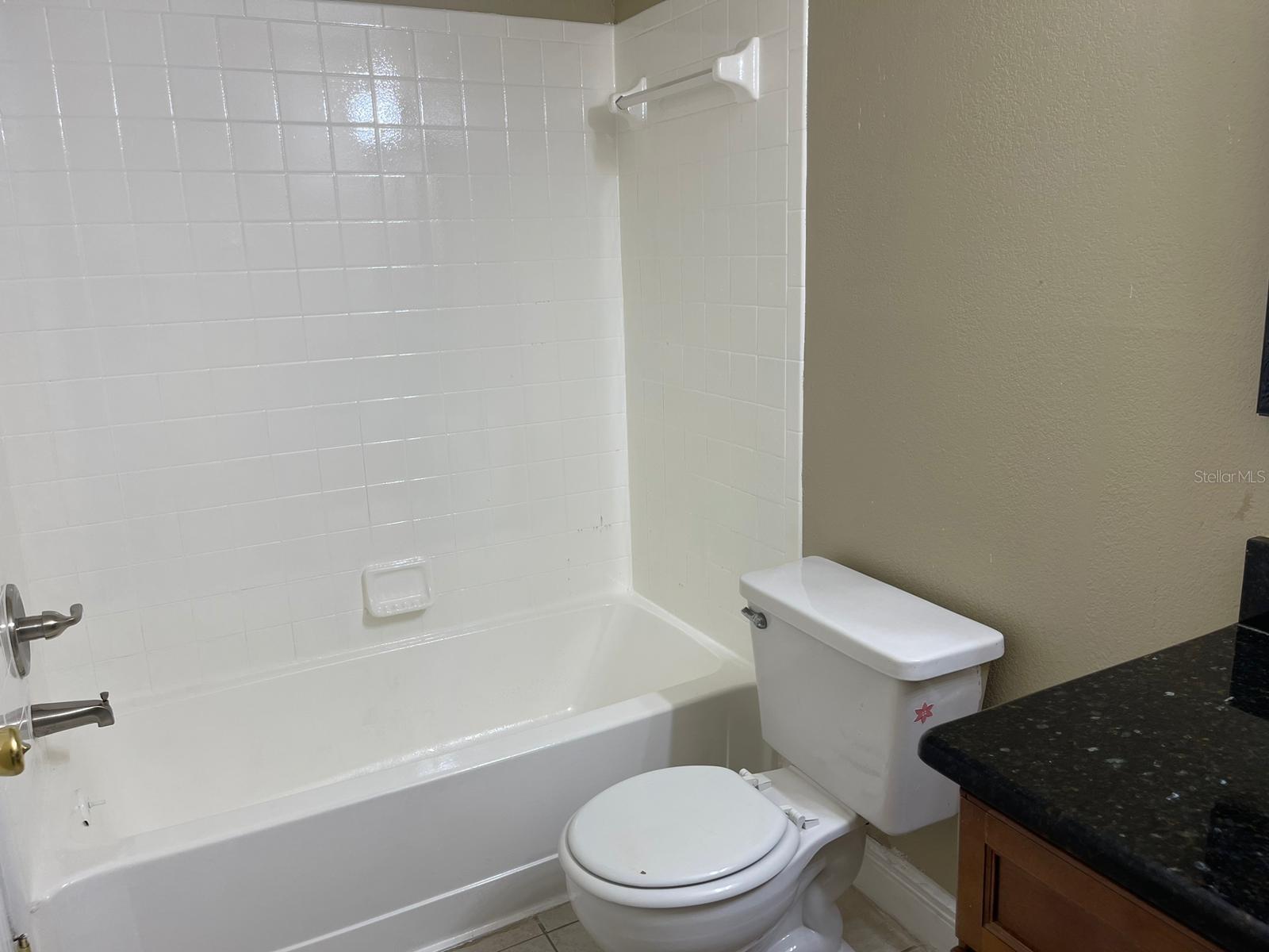 Image 19 of 26 For 2260 Cascades Boulevard 105