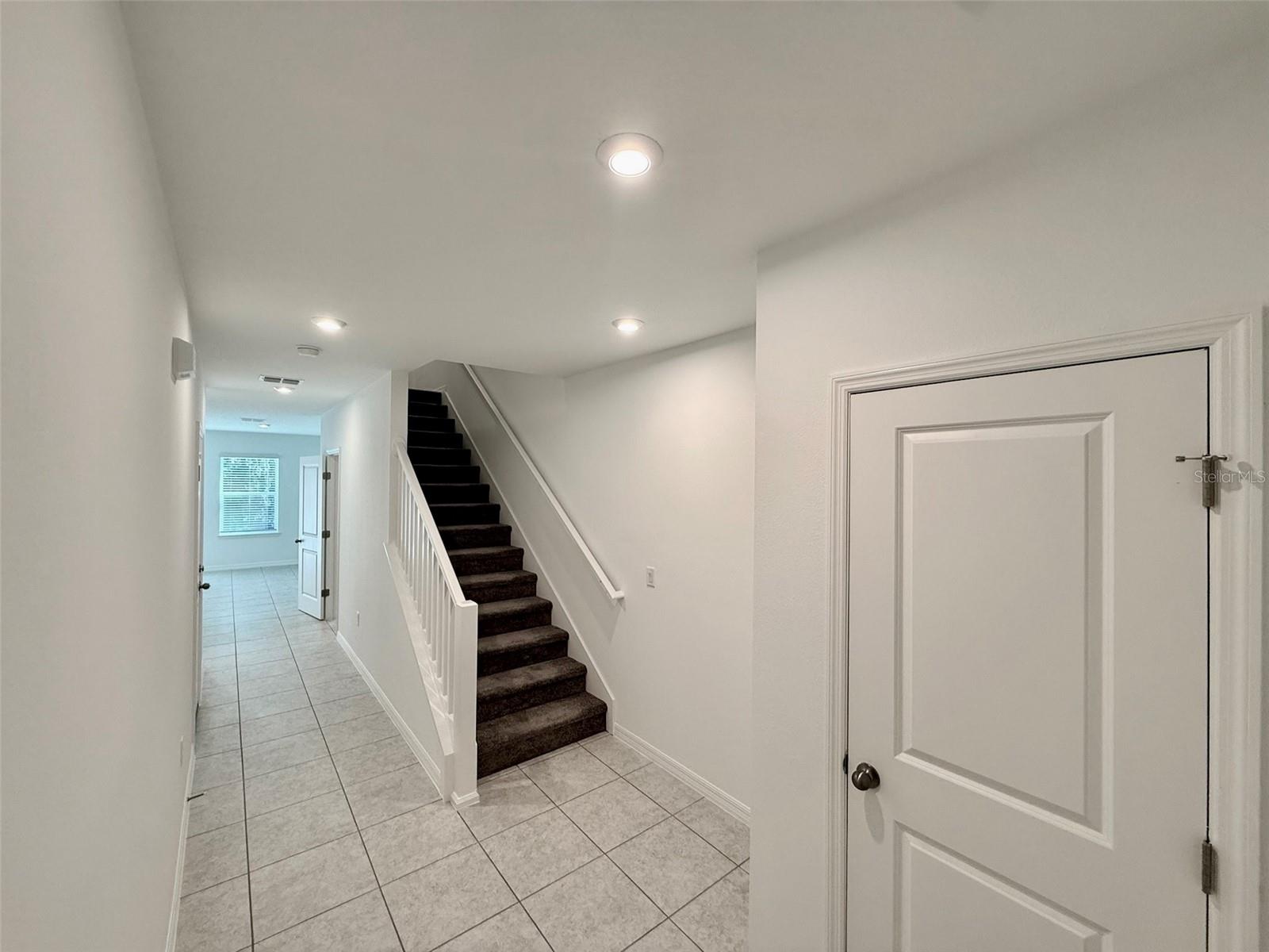 Image 3 of 23 For 1622 Fan Palm Drive