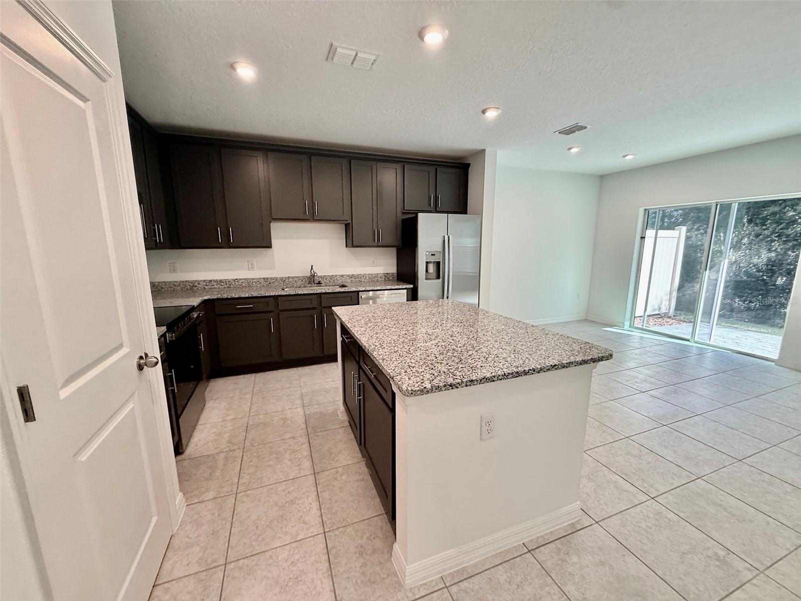 Image 4 of 23 For 1622 Fan Palm Drive