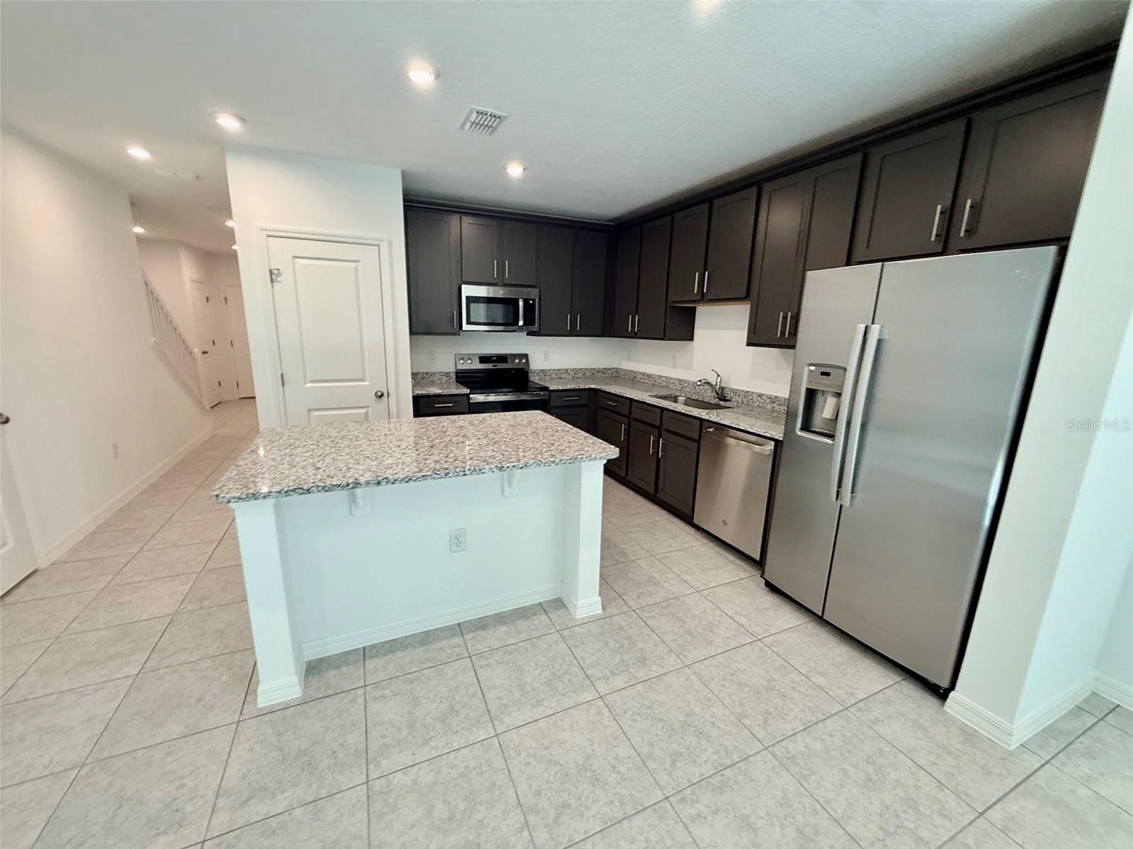 Image 5 of 23 For 1622 Fan Palm Drive