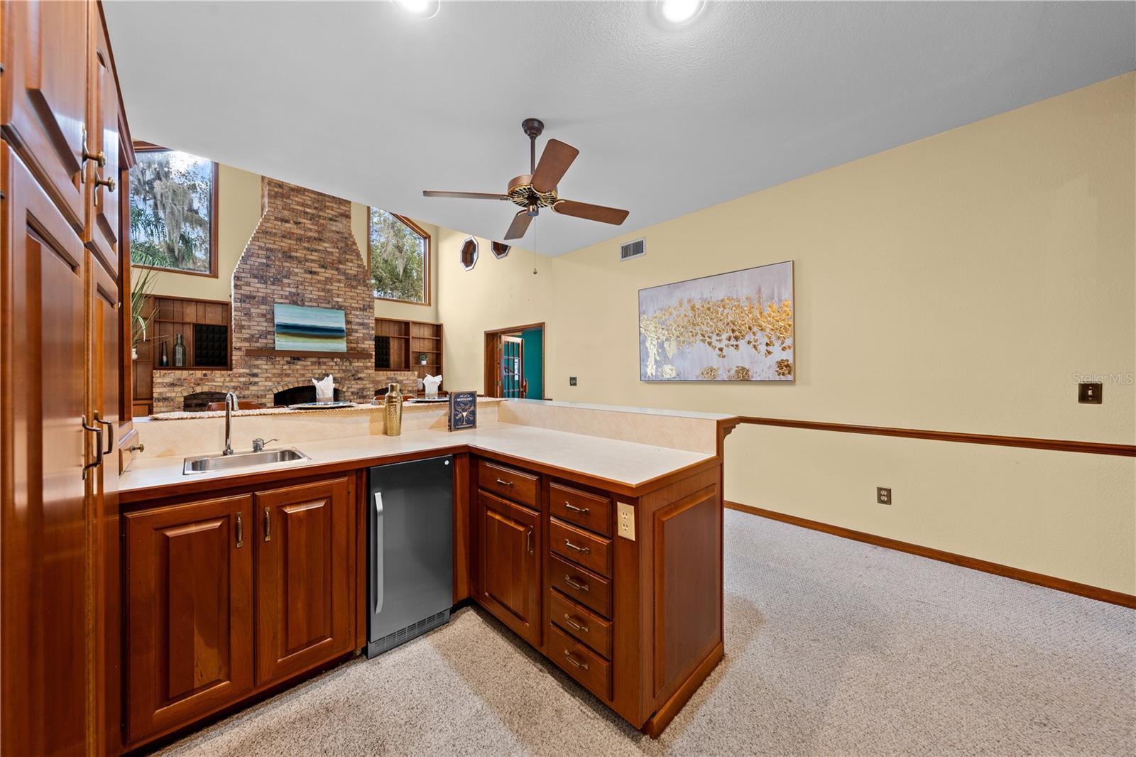 Image 21 of 56 For 1540 Grandview Boulevard