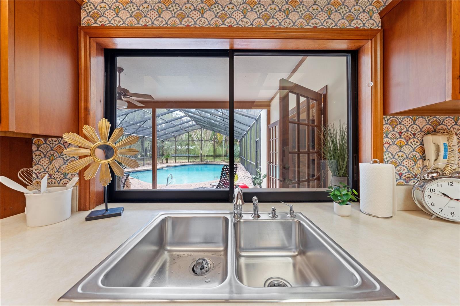 Image 25 of 56 For 1540 Grandview Boulevard