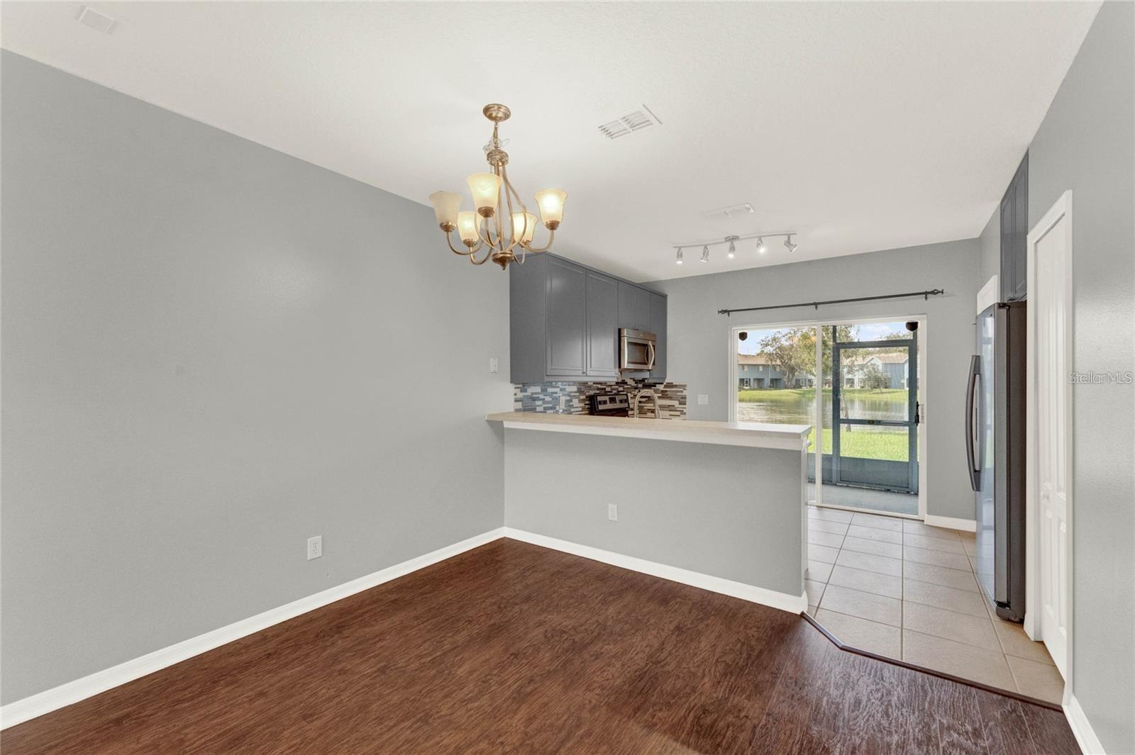 Image 5 of 26 For 437 Wilton Circle