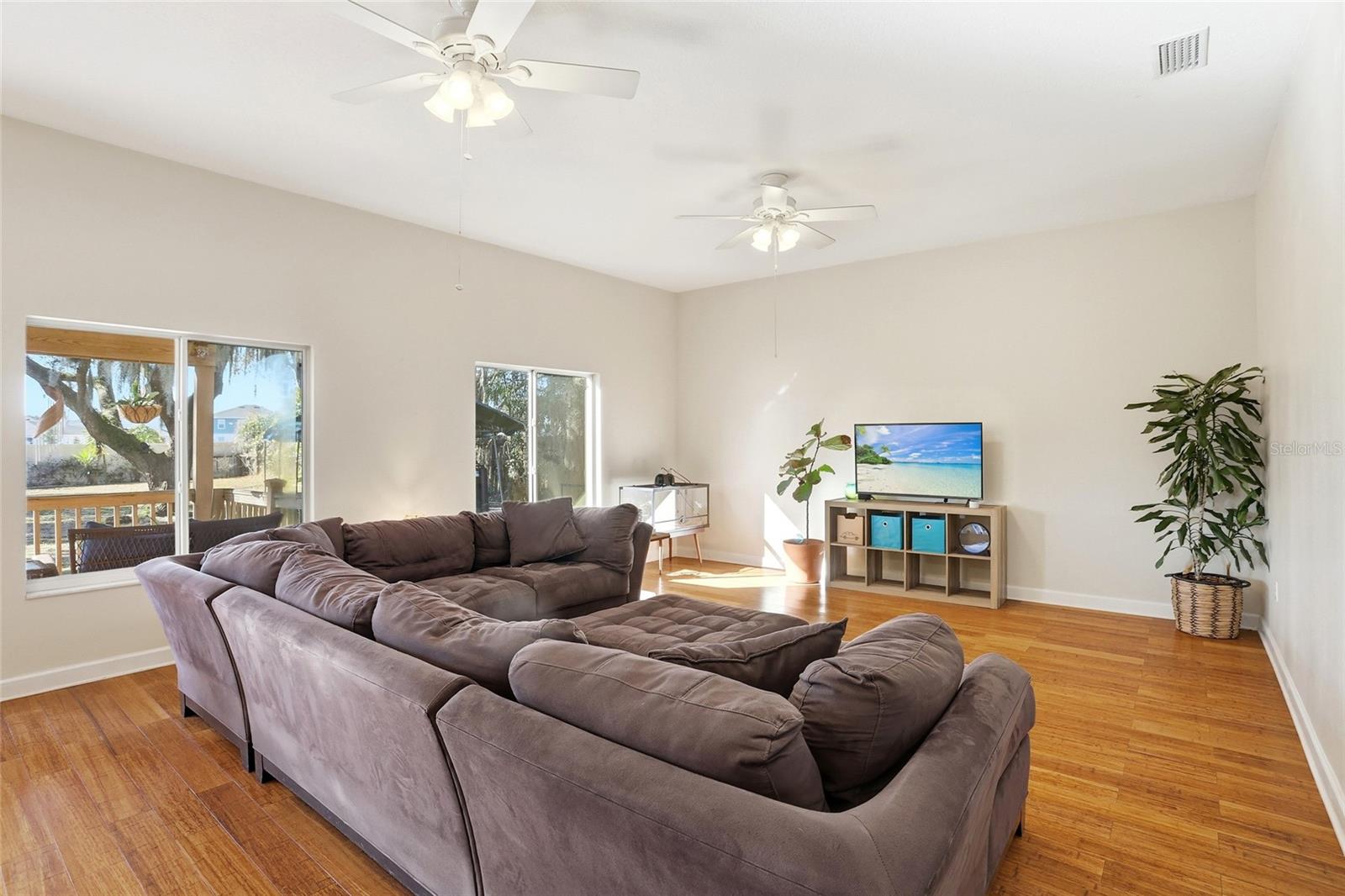 Image 25 of 40 For 5980 Ed Harris Court