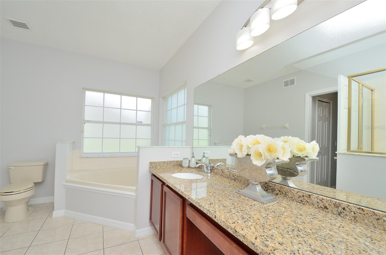 Image 19 of 35 For 2728 Formosa Boulevard