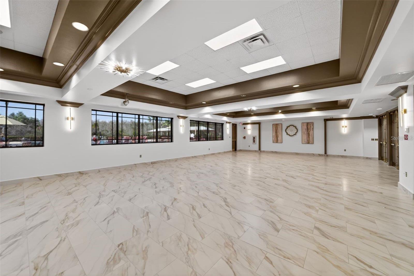 Image 12 of 19 For 14749 Brunswood Way