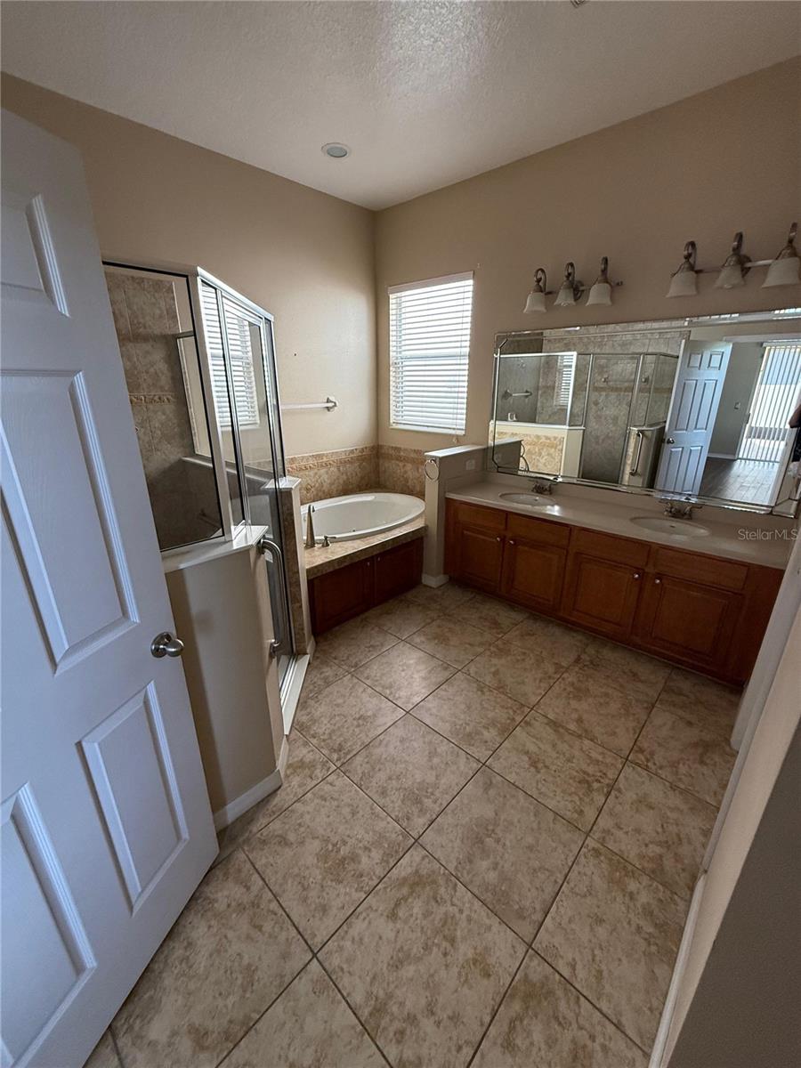 Image 7 of 19 For 14749 Brunswood Way