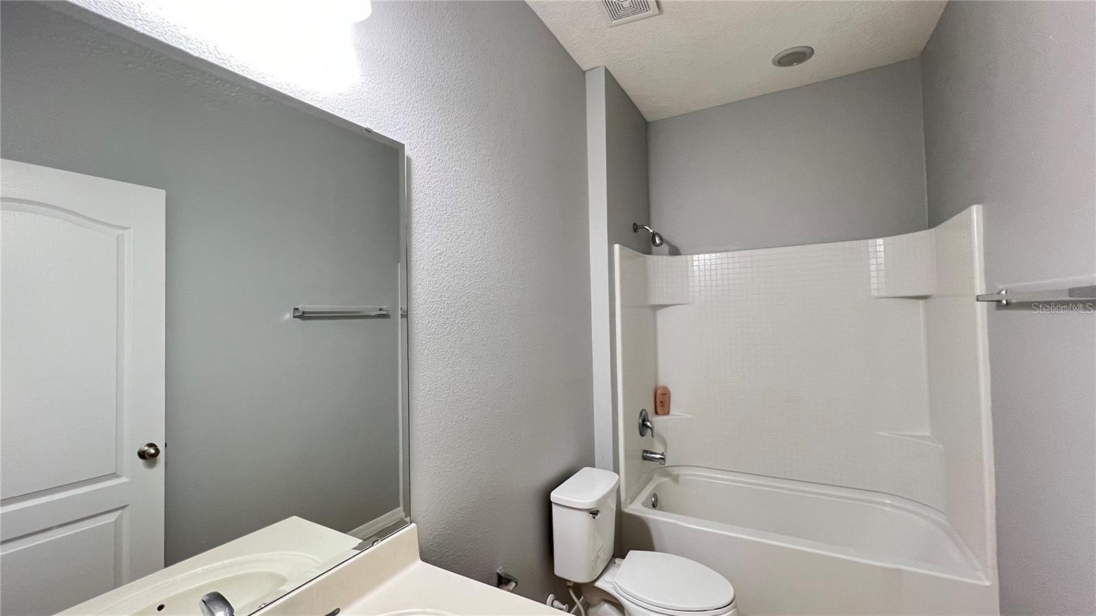 Image 20 of 41 For 3737 Maidencain Street