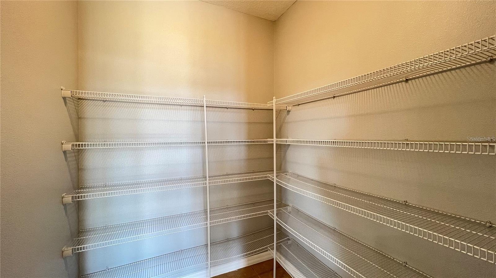 Image 22 of 41 For 3737 Maidencain Street