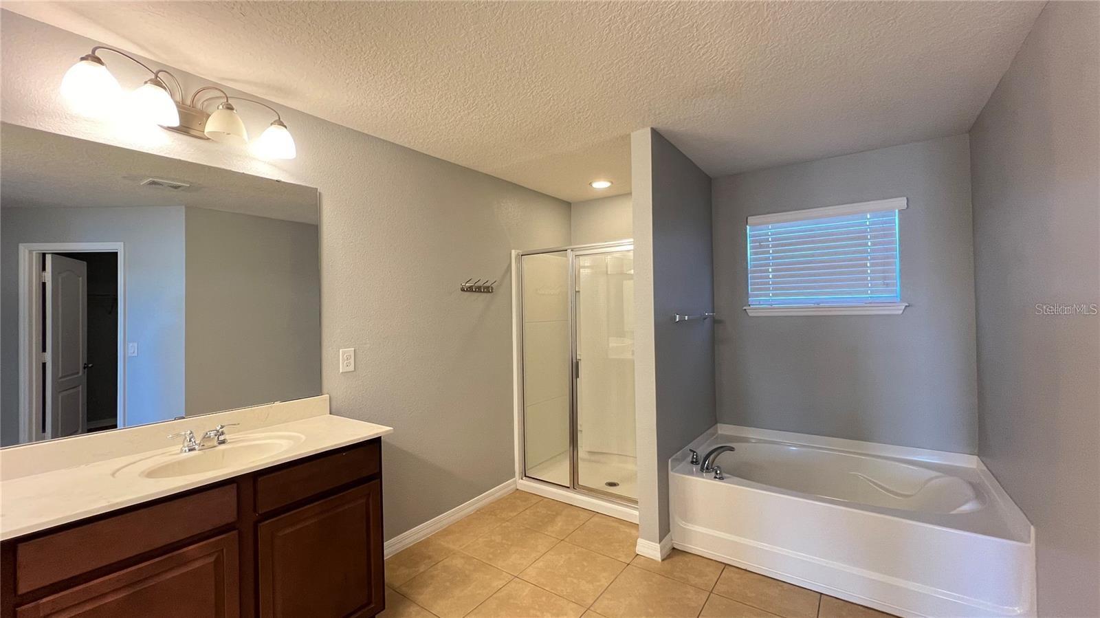 Image 25 of 41 For 3737 Maidencain Street