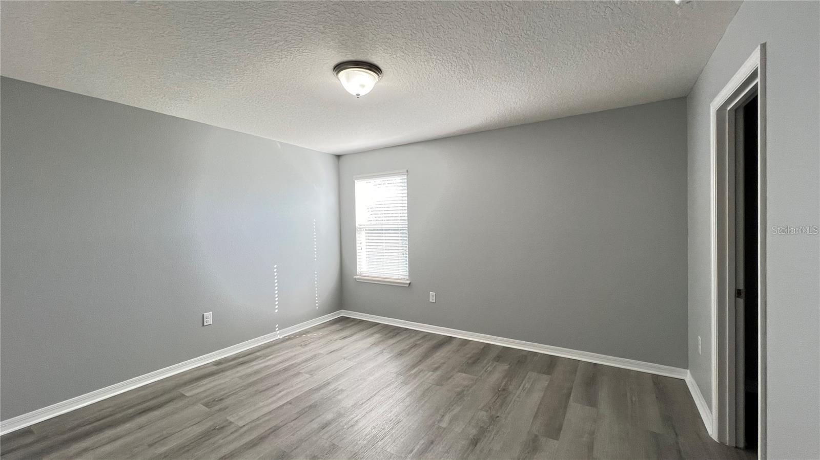 Image 30 of 41 For 3737 Maidencain Street