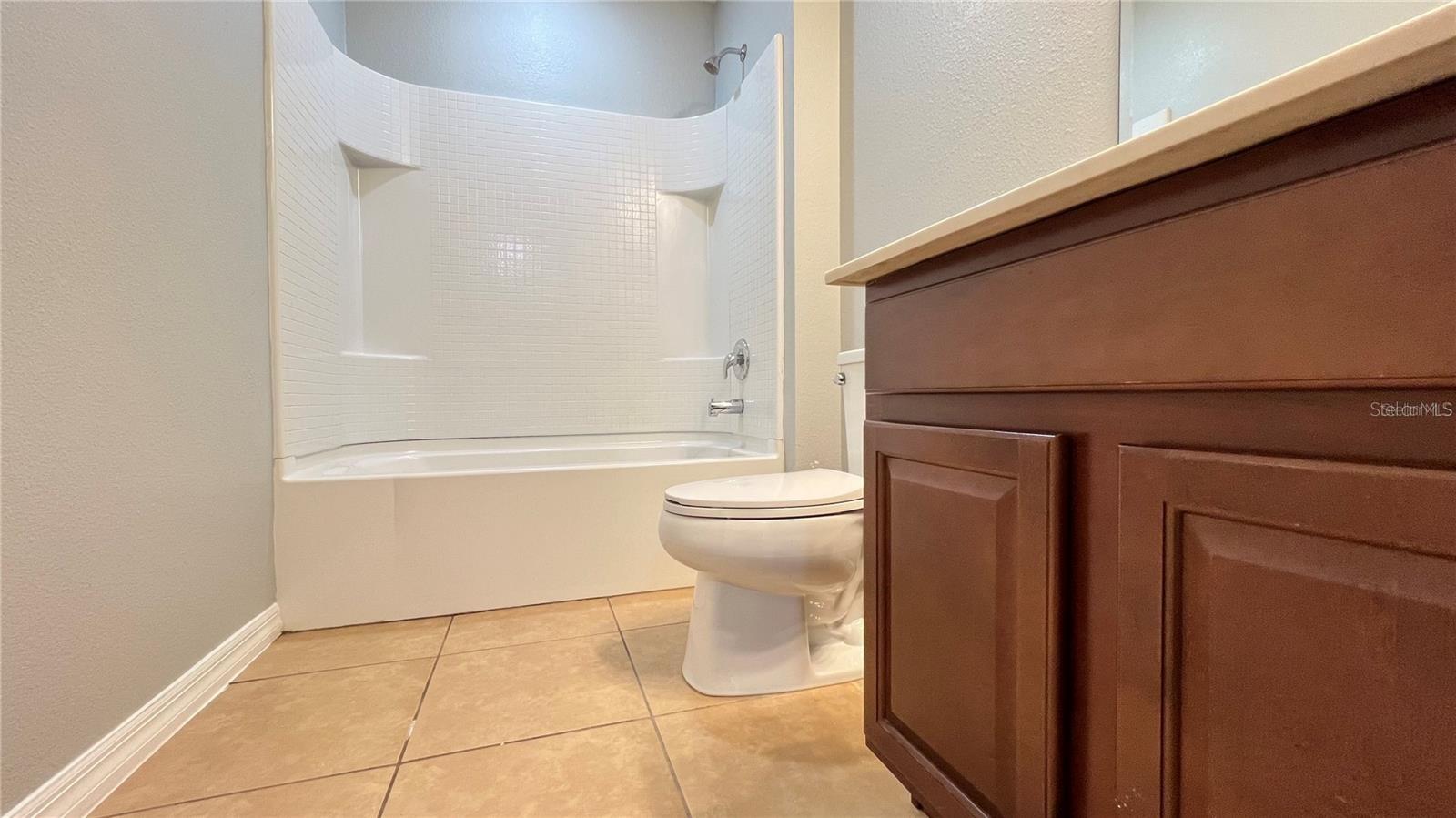 Image 33 of 41 For 3737 Maidencain Street