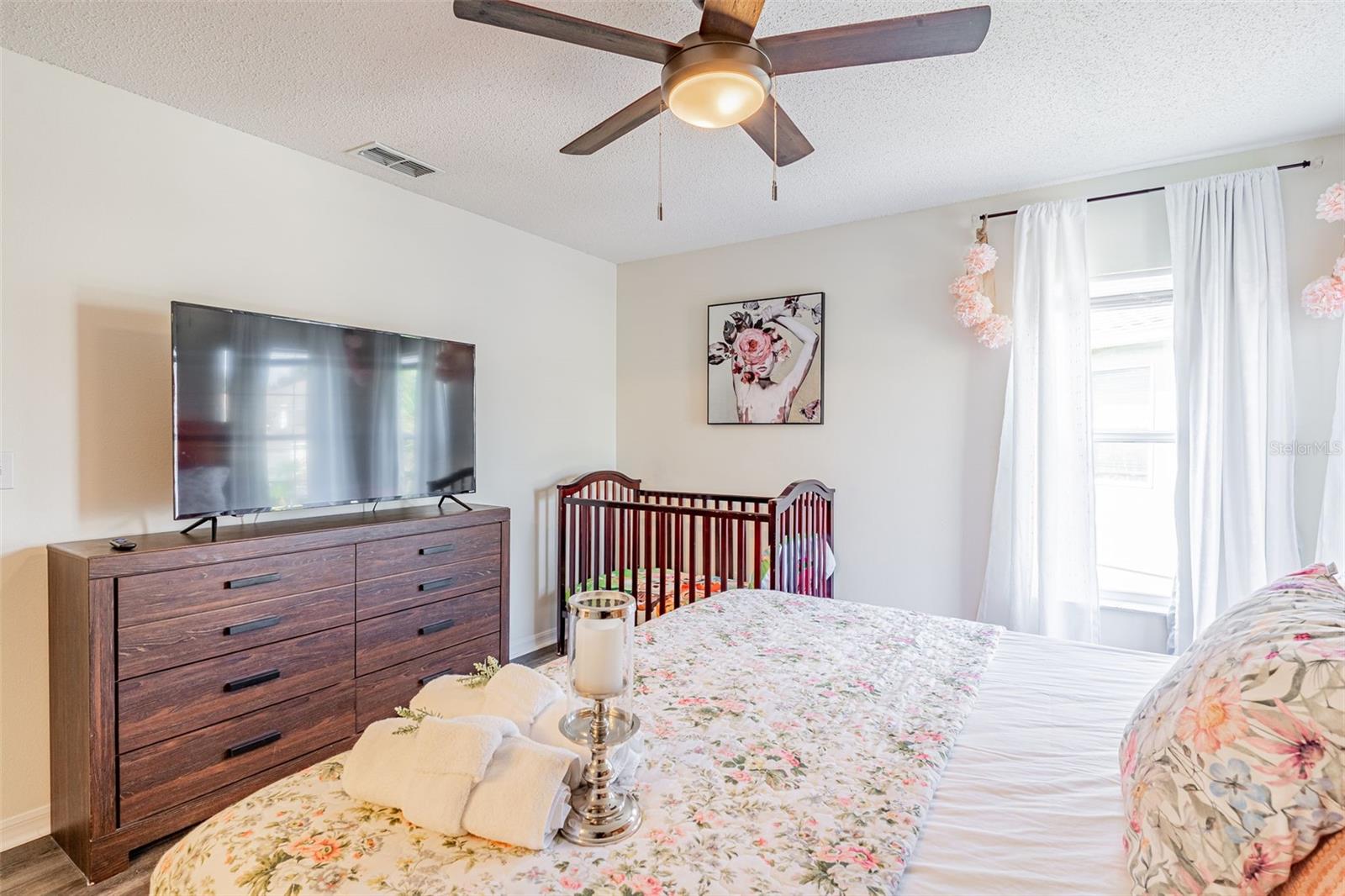 Image 10 of 61 For 8491 Oasis Key Cove