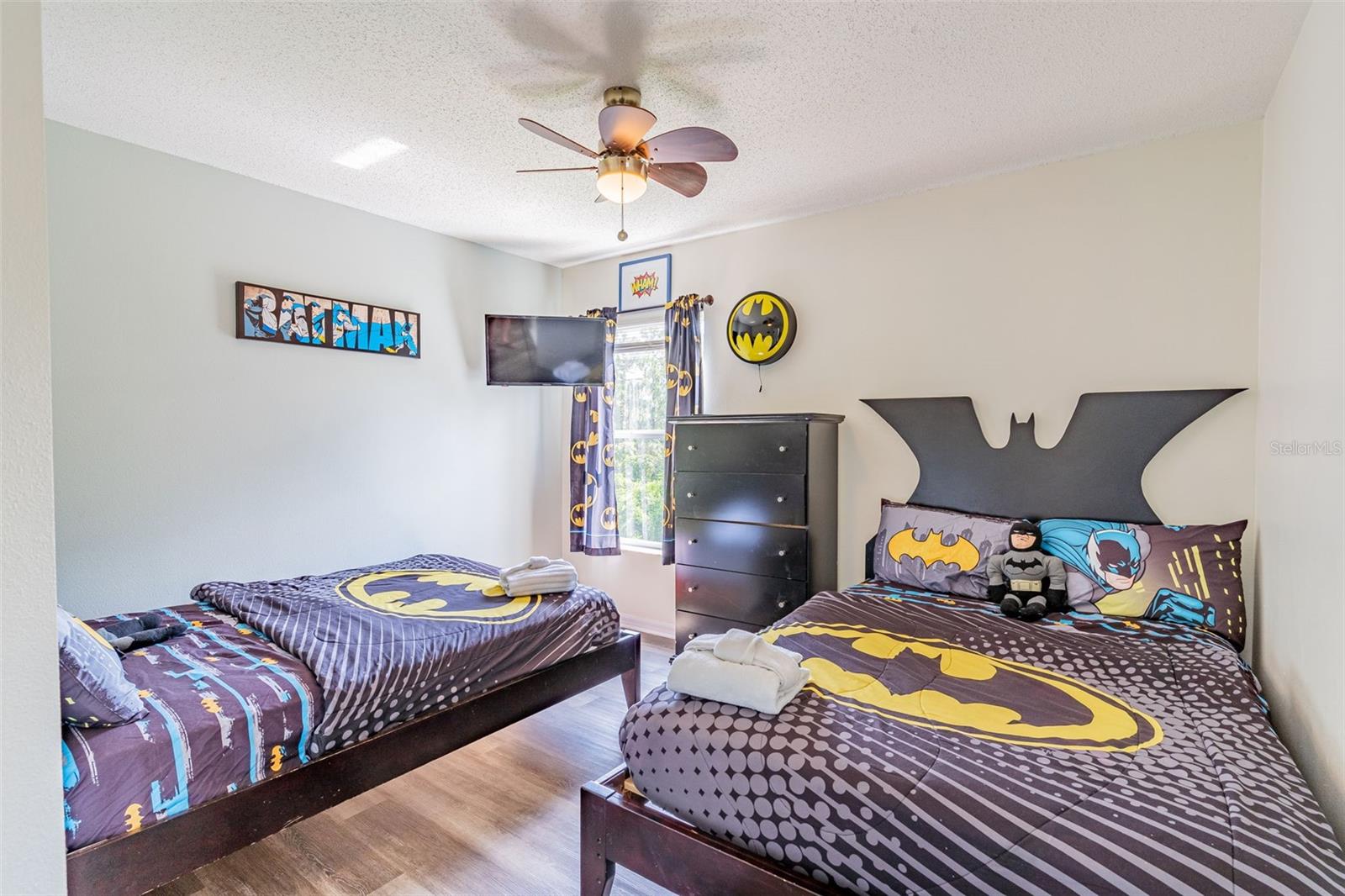 Image 21 of 61 For 8491 Oasis Key Cove