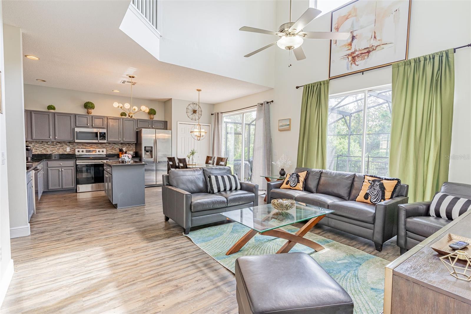 Image 4 of 61 For 8491 Oasis Key Cove