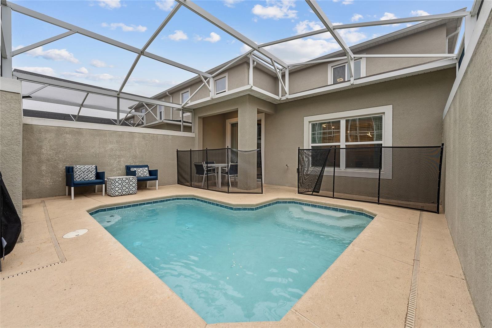 Image 23 of 48 For 976 Leader Street