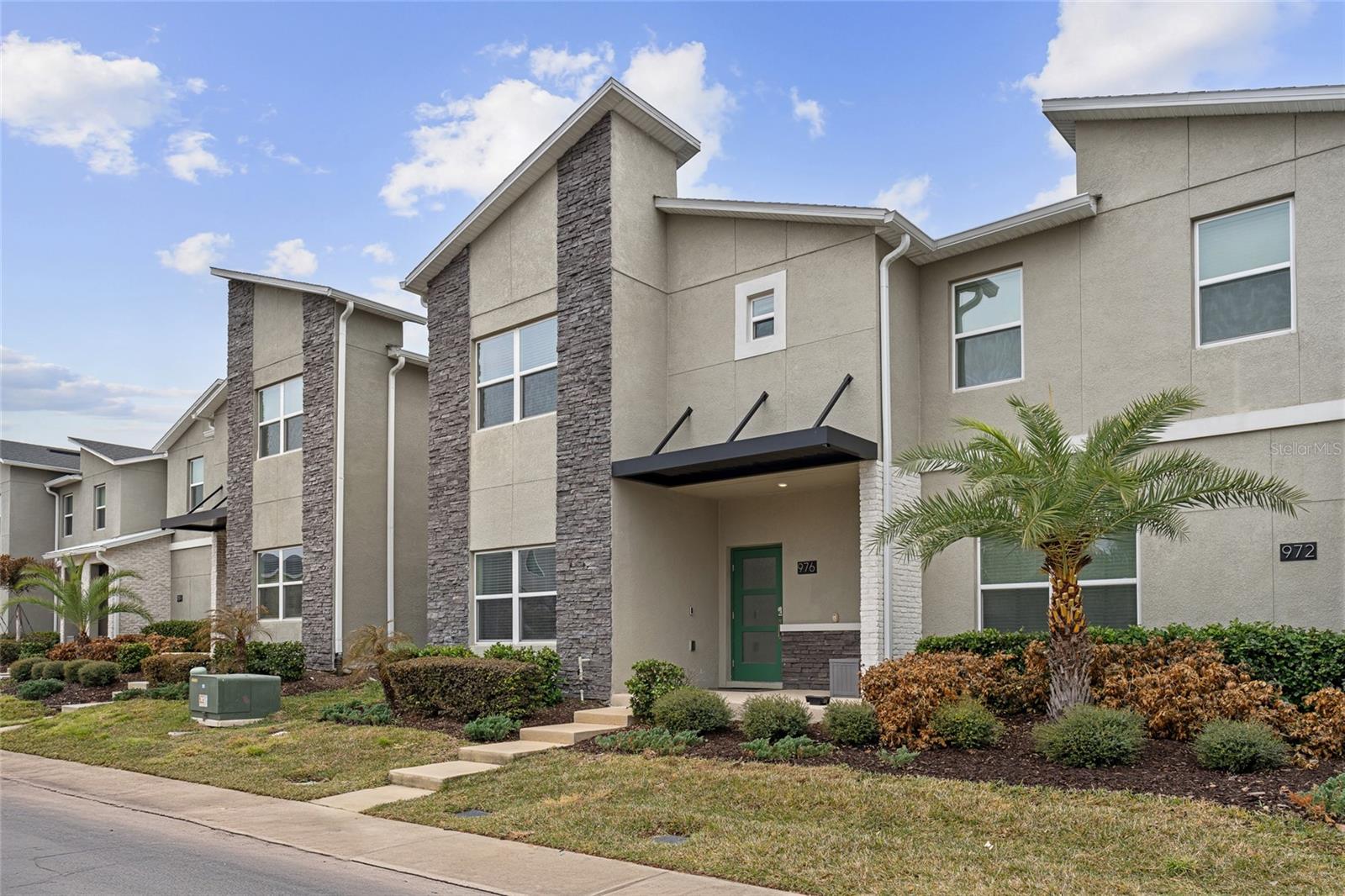 Image 30 of 48 For 976 Leader Street