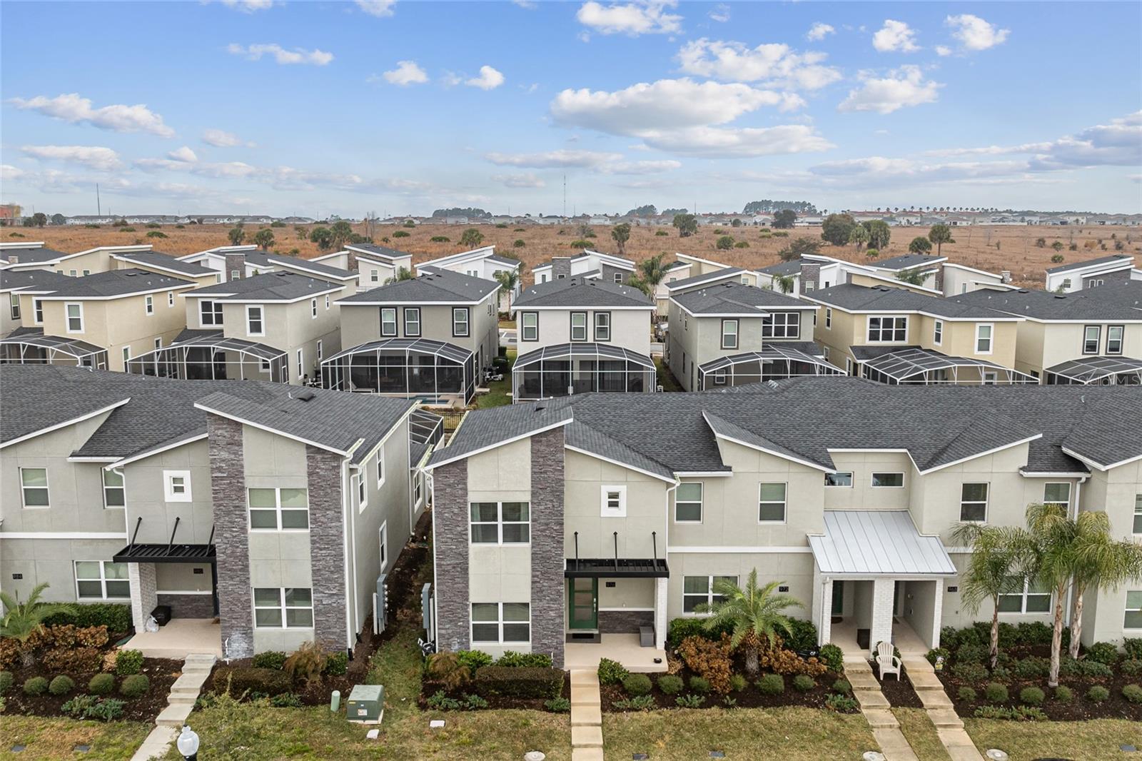 Image 31 of 48 For 976 Leader Street